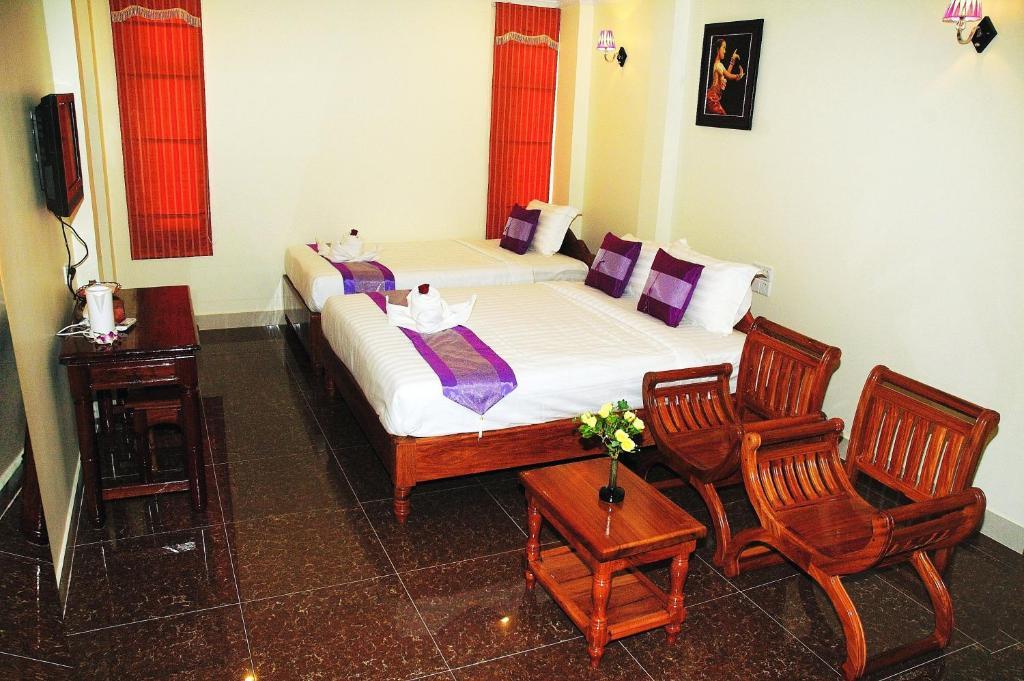 Sambath Phal I Hotel Phnom Penh Room photo